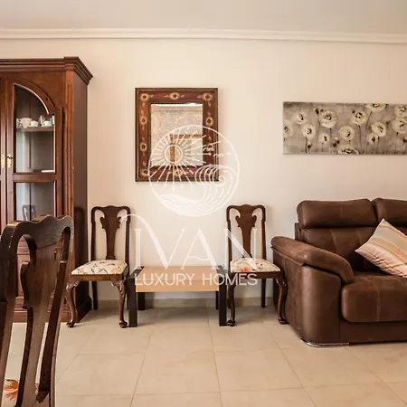 Casa Raul Ivan Luxury Homes 3ªpta Frontal 1ªlinea Daire